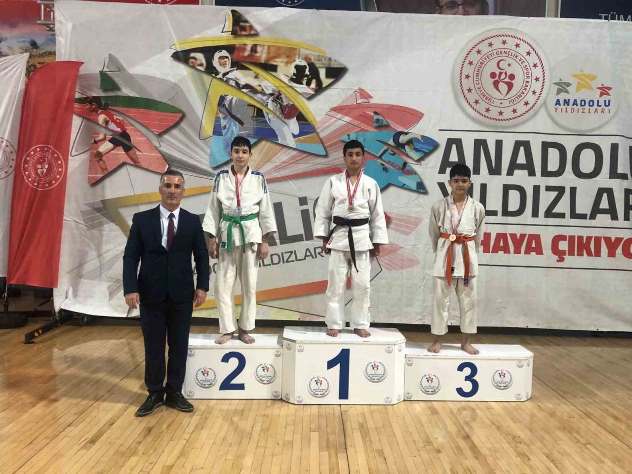 Anadolu Yıldızlar Ligi Judo Grup Müsabakalarında Manisa rüzgarı esti