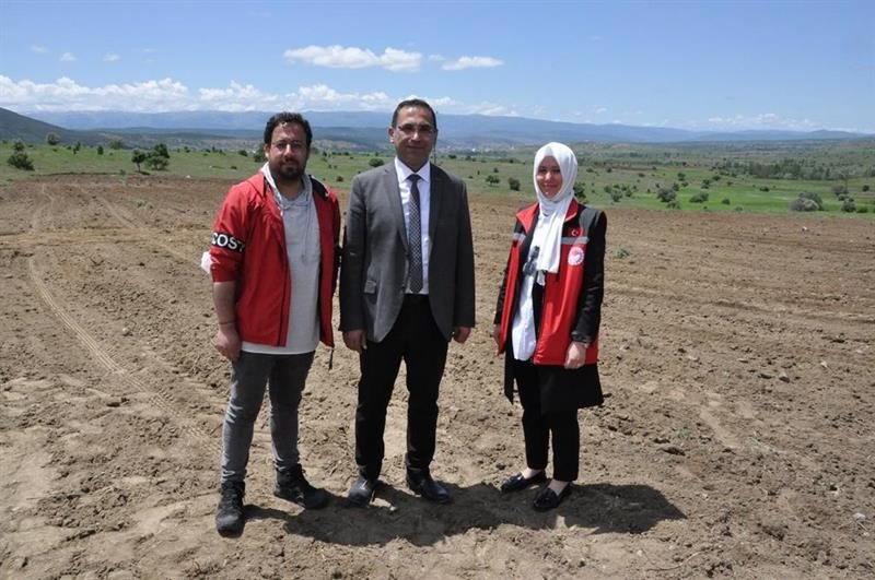 Türkiye’nin ilk karabuğday işleme fabrikasına sahip Gümüşhane’de buğday ekim sezonu başladı