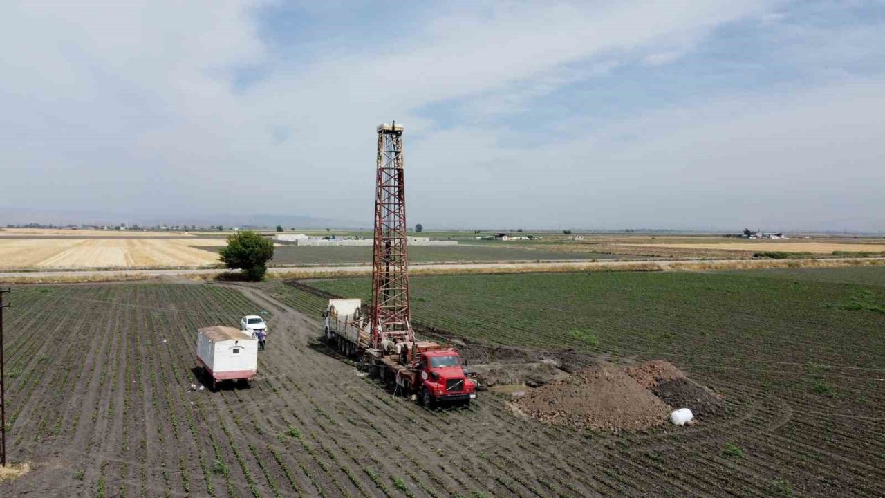 Amik Ovası’nda depremin vurduğu su kuyuları açılıyor