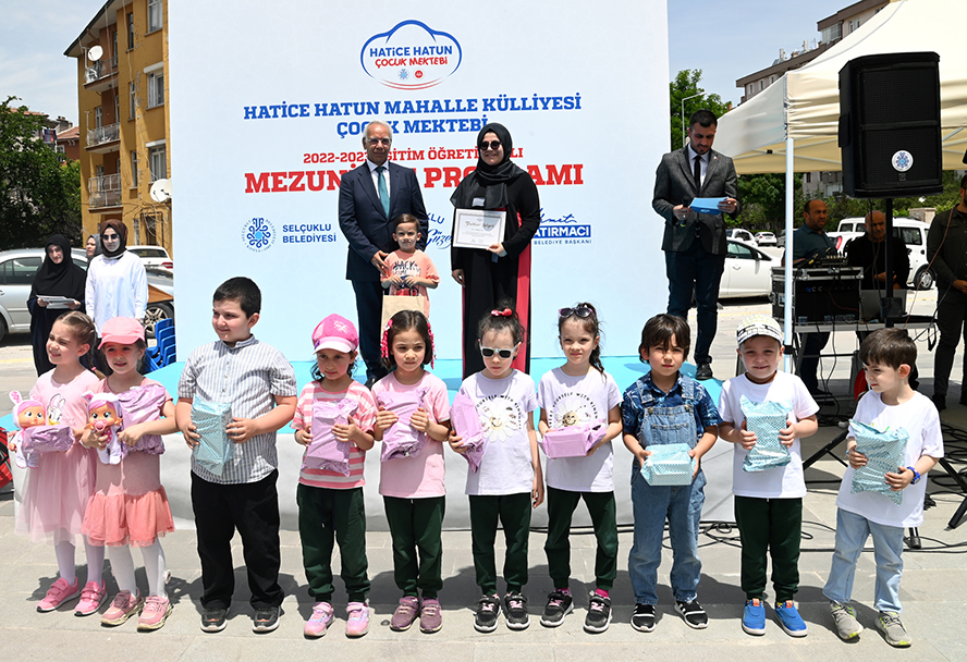 hatice-hatun-mezuniyet-15.jpg