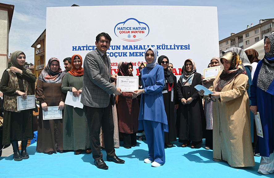 hatice-hatun-mezuniyet-16.jpg