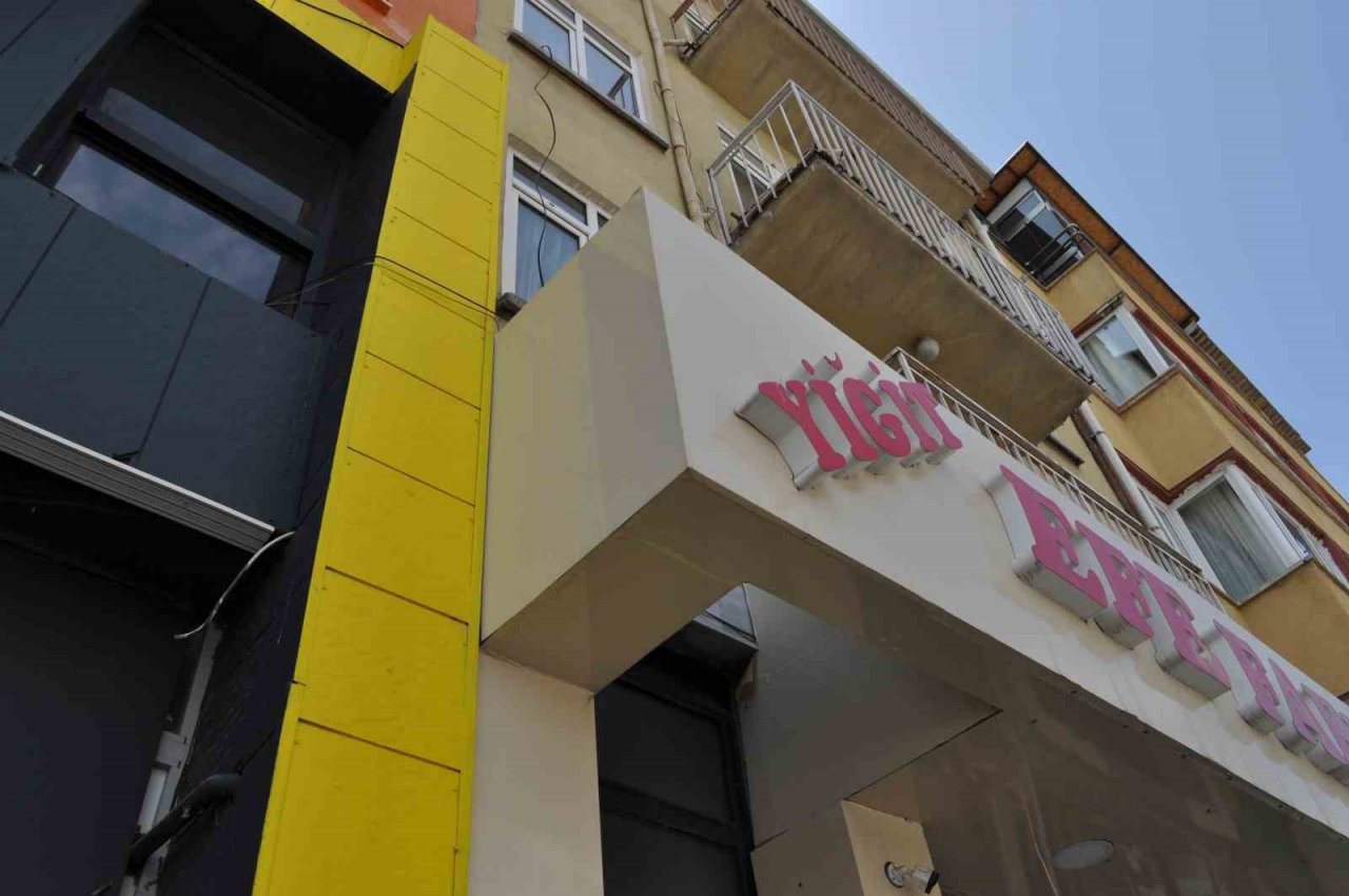 Eskişehir’de camdan düşen 18 aylık çocuk yaralandı