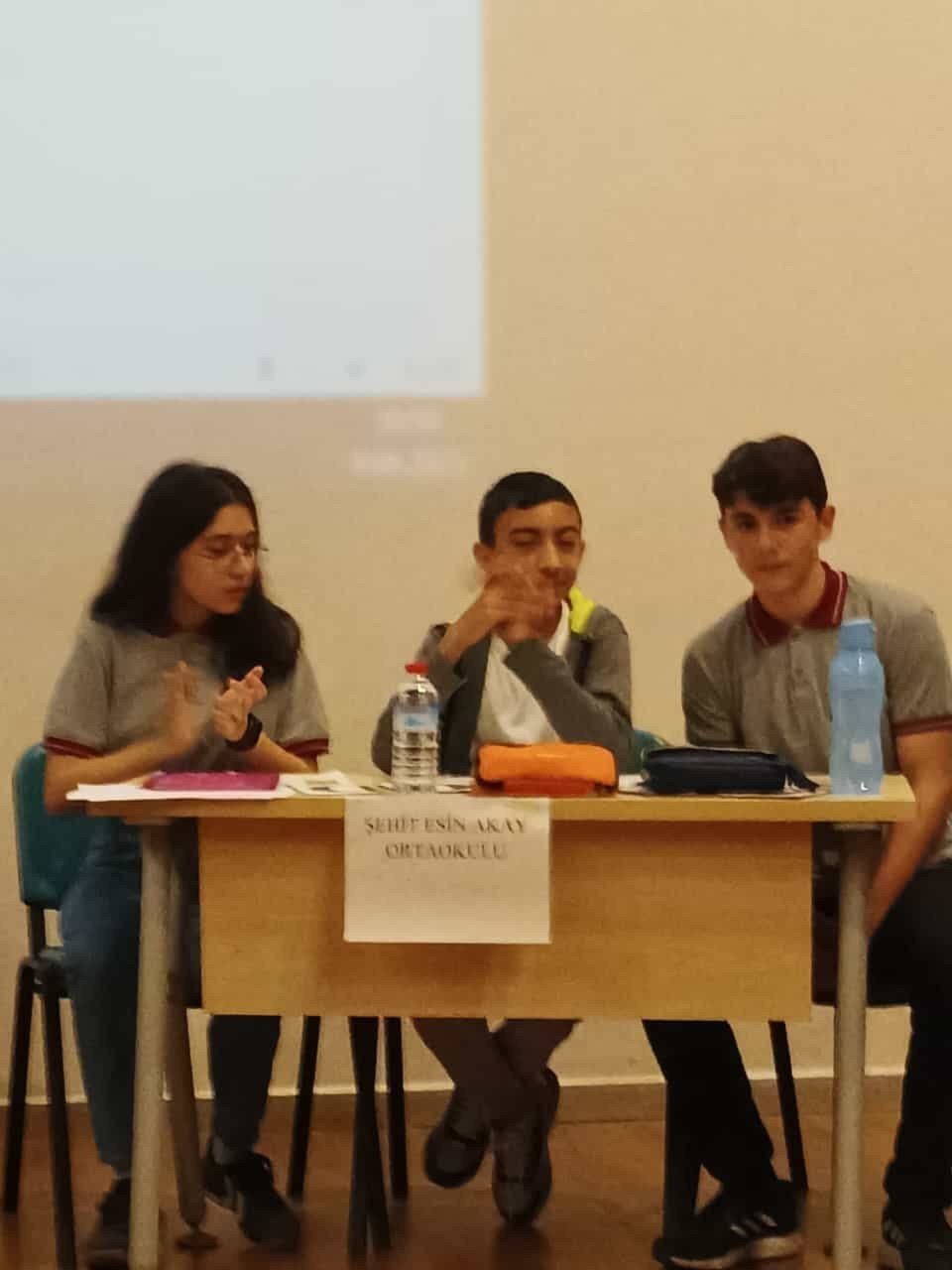 Bilgi yarışmasının kazananı, Şehit Esin Akay Ortaokulu oldu