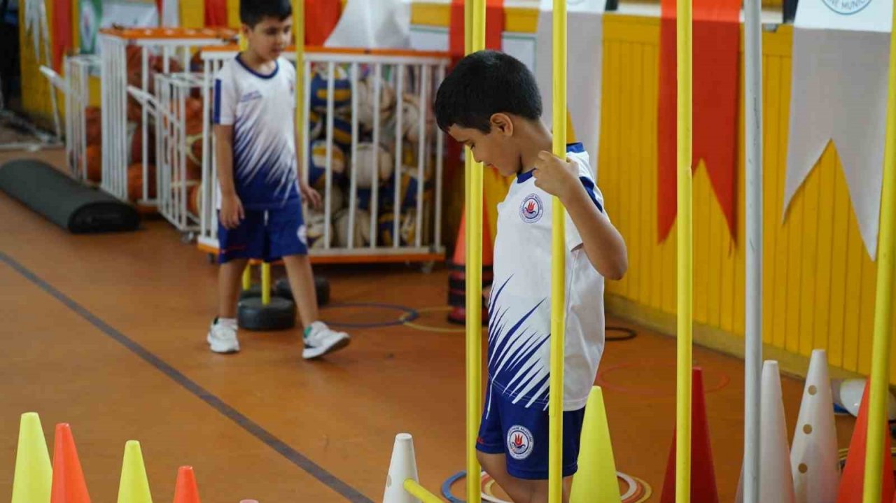 Kağıthaneli çocuklar yazı verimli geçirecek