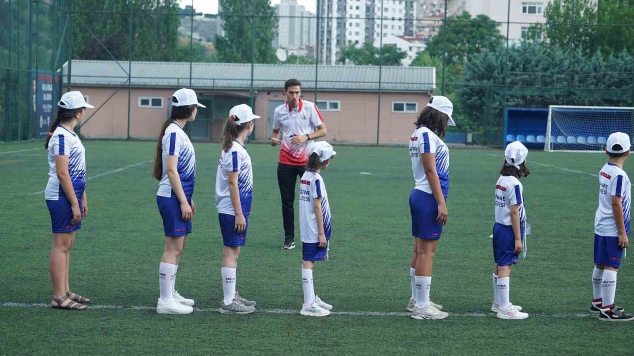 Kağıthaneli çocuklar yazı verimli geçirecek