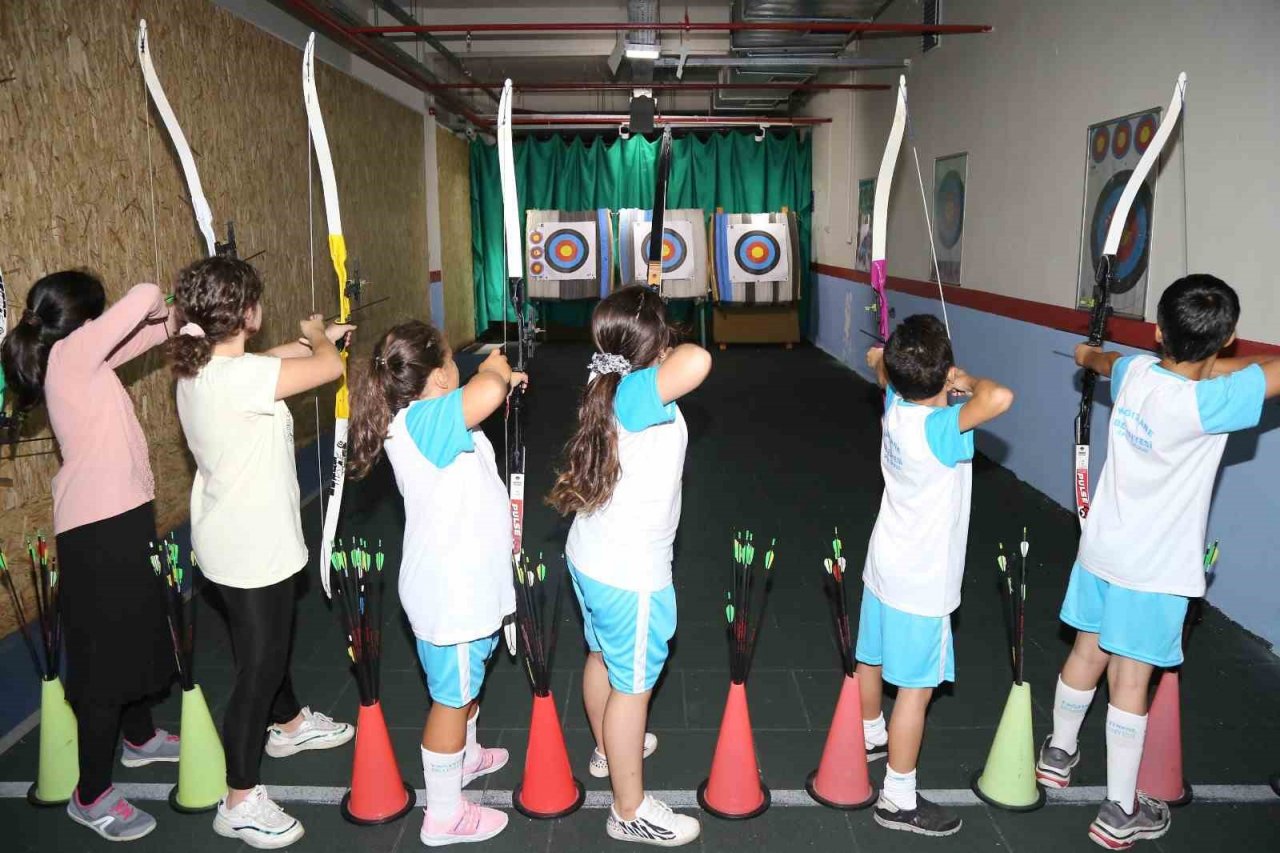 Kağıthaneli çocuklar yazı verimli geçirecek