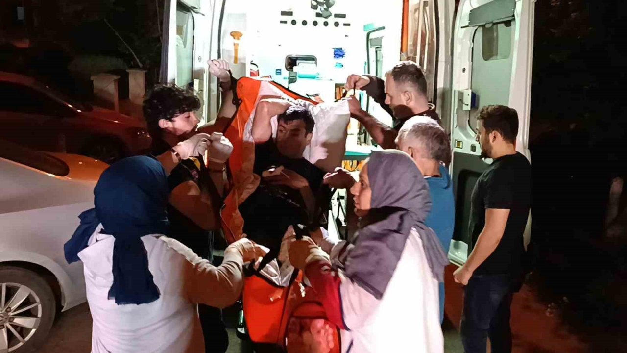 Otobüsten inince husumetlisi tarafından vuruldu, yaralı halde 2 buçuk kilometre evine yürüdü