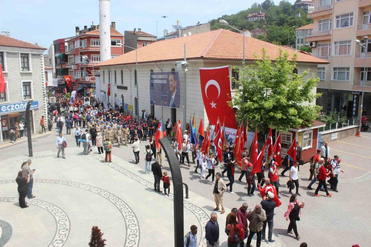 95 kilometrelik ‘Atatürk ve İstiklal Yolu Yürüyüşü’ başladı