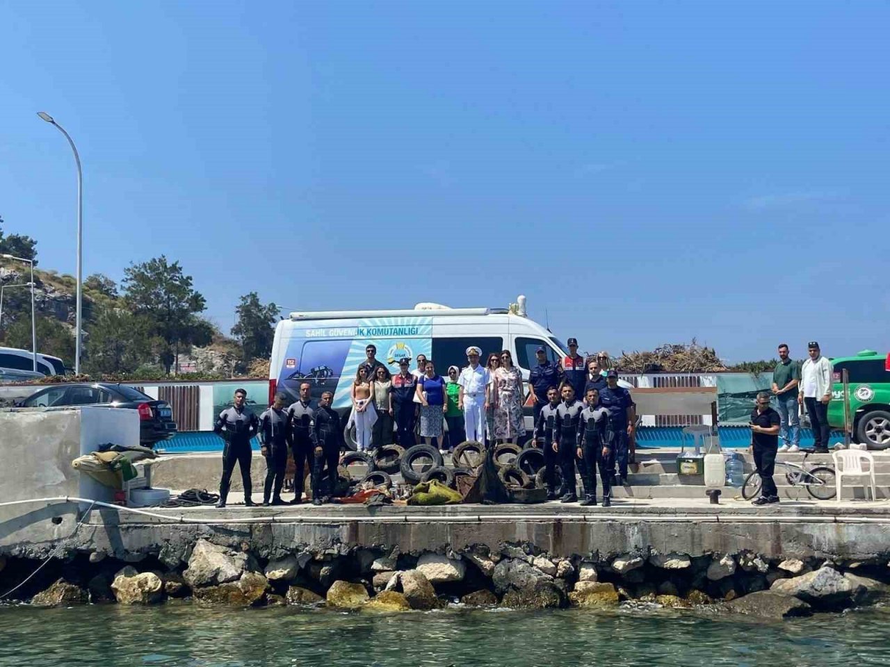 Kuşadası’nda dip temizliği