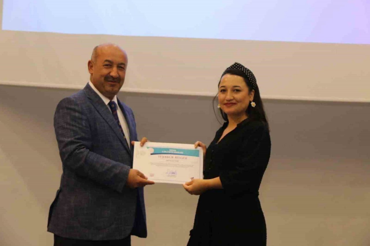 Kütahya’da Psikolojik Danışman ve Rehber Öğretmenler bilgilendirildi