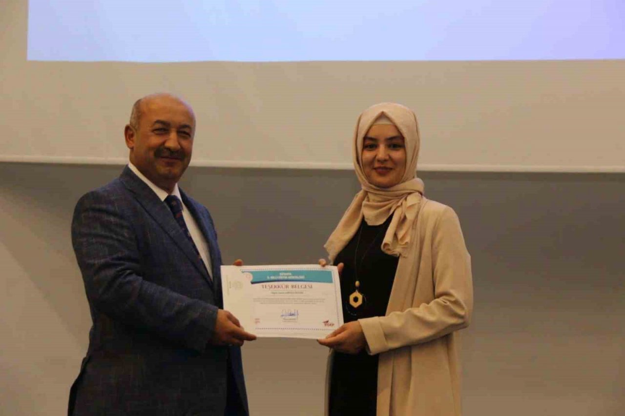 Kütahya’da Psikolojik Danışman ve Rehber Öğretmenler bilgilendirildi