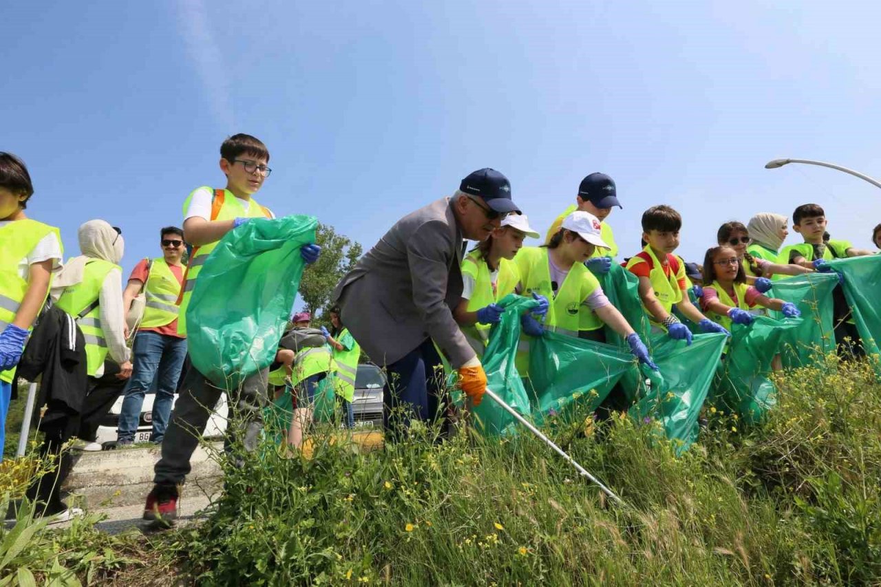 Derince’de çevre temizliği etkinliği