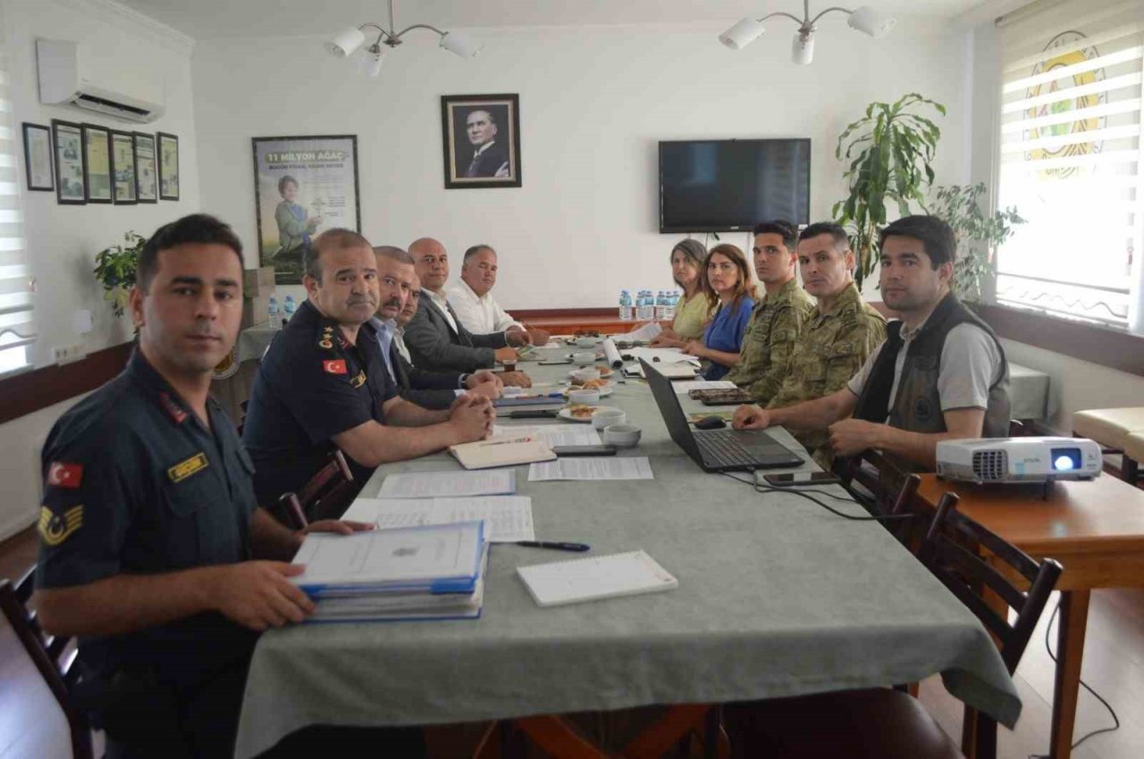 Marmaris’te yangınla mücadele komisyon toplantısı yapıldı