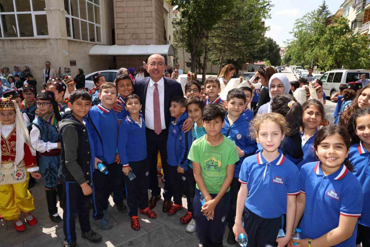 Meram’ın bilim festivali Bilfest geleceğin bilim insanlarını buluşturdu