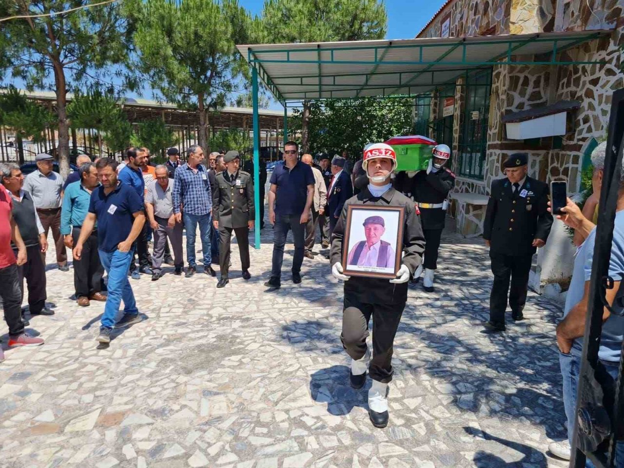 Söke’de Kıbrıs Gazisi son yolculuğuna uğurlandı