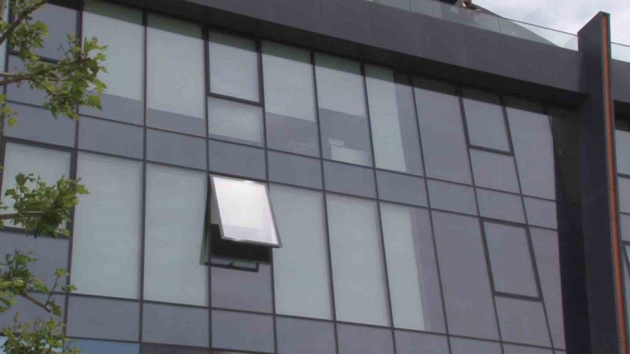 Sancaktepe’de diş tedavisinde narkoz krizi: Yoğun bakıma alındı