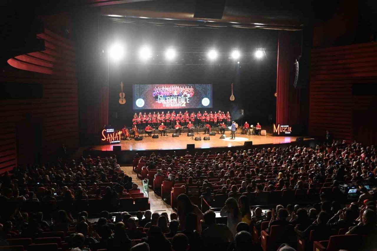 Selçuklu Sanat Akademisi’nden “Dilden Dil’e Türküler 2” konseri