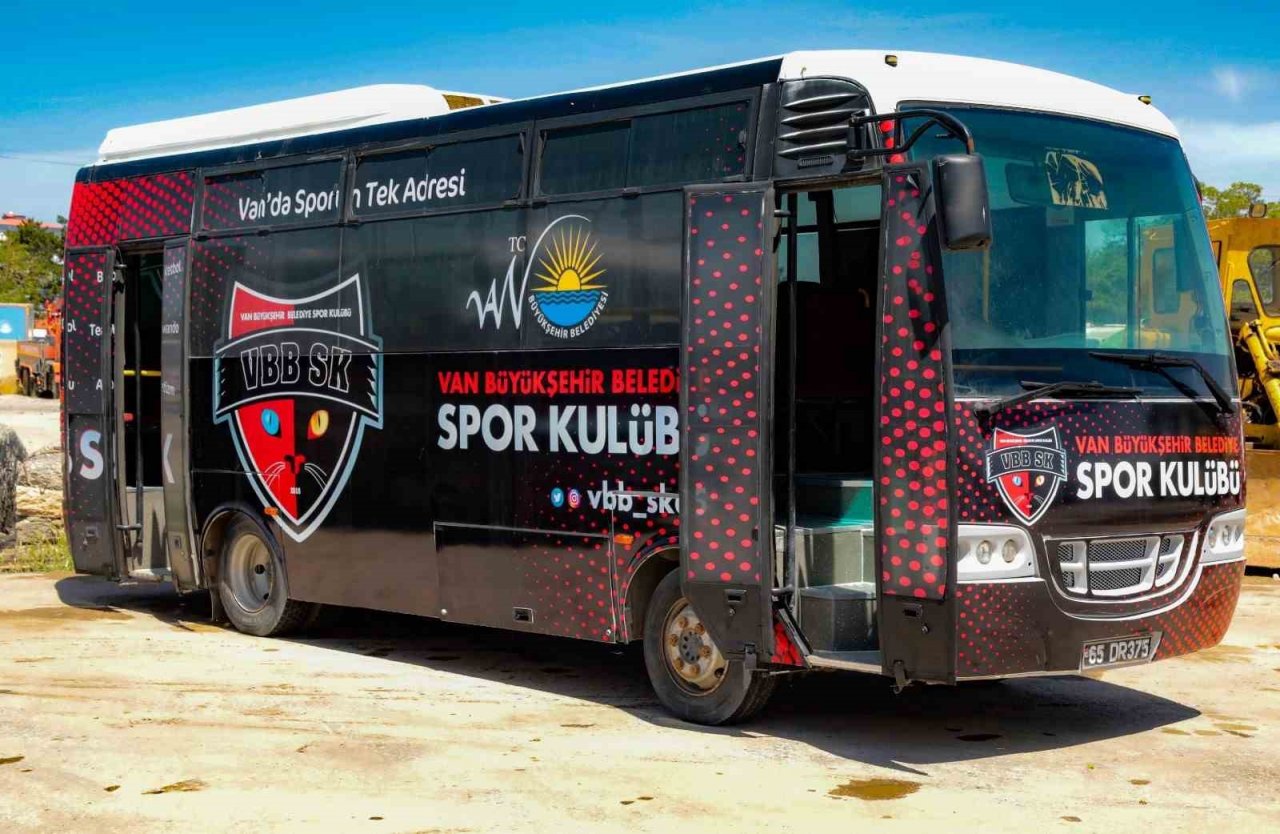 Hurdaya alınan 5 midibüs yeniden onarılarak hizmete alındı