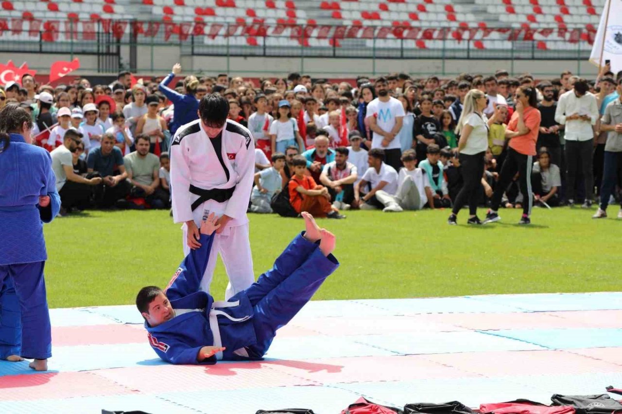 Van’da "Spor Van" yaz okulları başladı