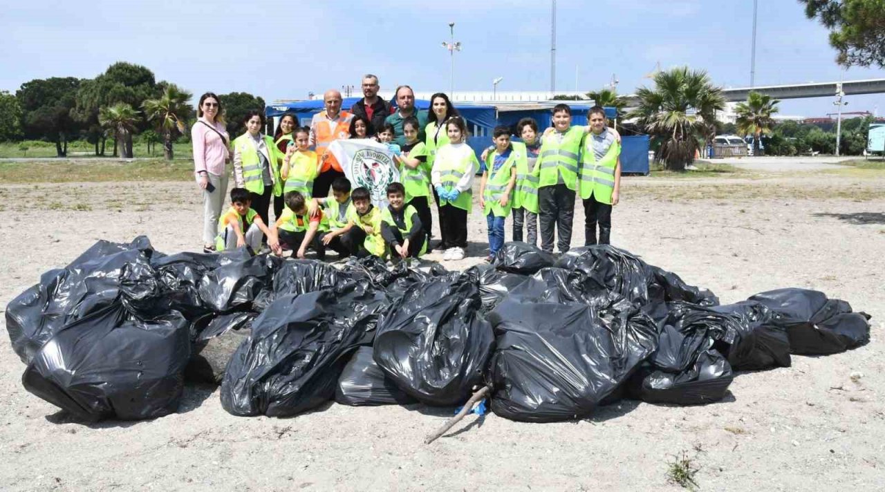 “Gelecek nesillere yaşanabilir bir Altınova bırakacağız”