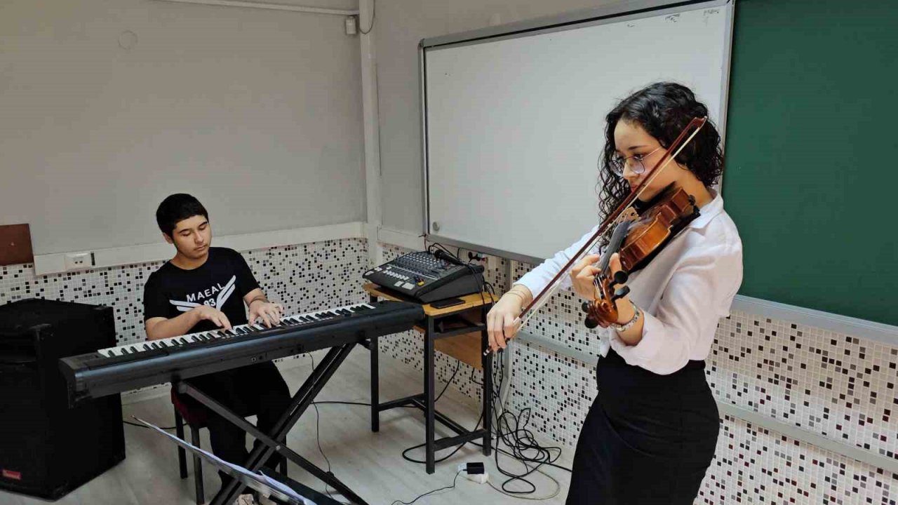 Nazilli’de 4 ülkeden öğretmenler öğrencilere sosyal destek için birlik oldu