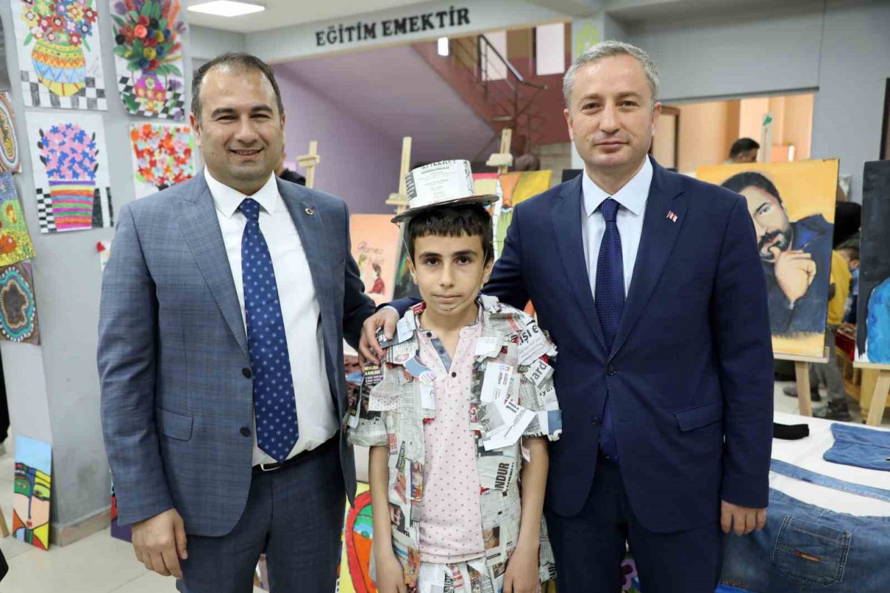 Ağrı’da “Sıfır Atık Geri Dönüşüm Sergisi” açıldı