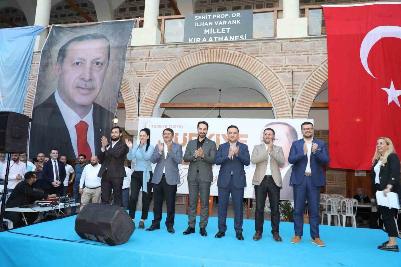 Başkan Çelik, ’Başkanlığa tamam, davaya hizmete devam’ dedi