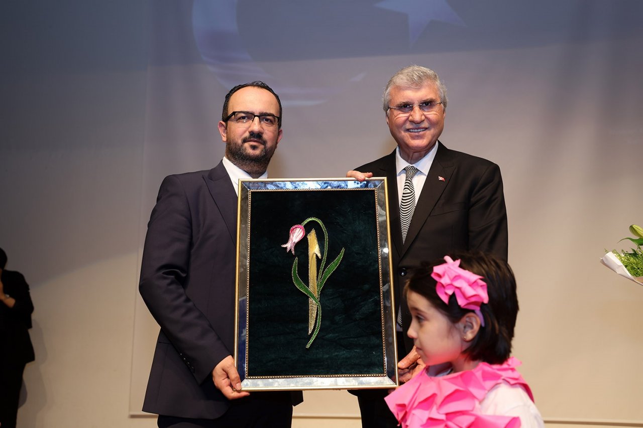 Başkan Yüce: “Geleceğimizin teminatı çocuklarımızın başarılarından gurur duyuyoruz”