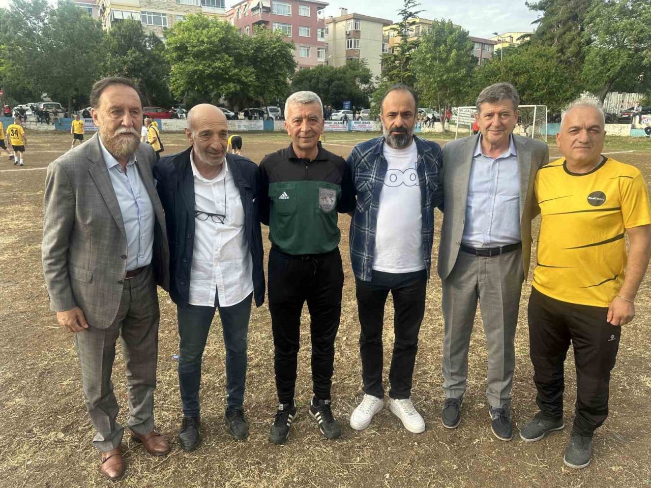 Bakırköy’de düzenlenen Şöhretler Turnuvası’nda yıldızlar geçidi