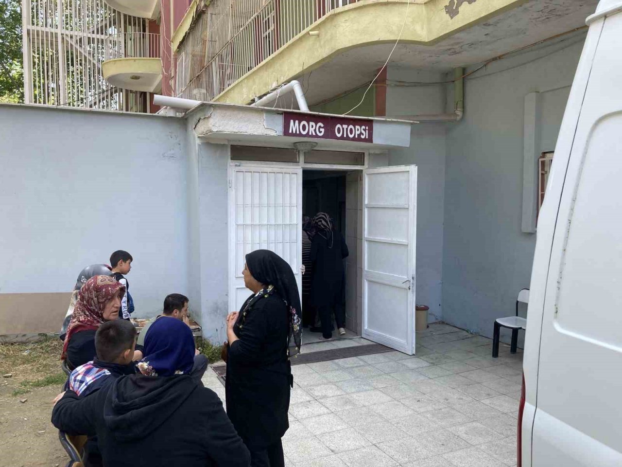 5 kişinin öldüğü kazada cenazeler sahiplerine gözyaşları arasında teslim edildi