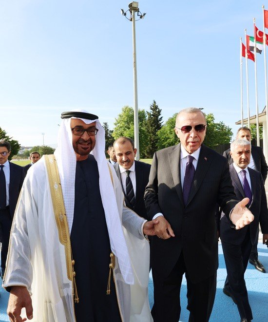 Cumhurbaşkanı Erdoğan, BAE Devlet Başkanı Al Nahyan ile bir araya geldi