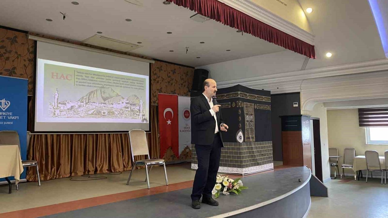 Düzce’de hacı adayları seminer
