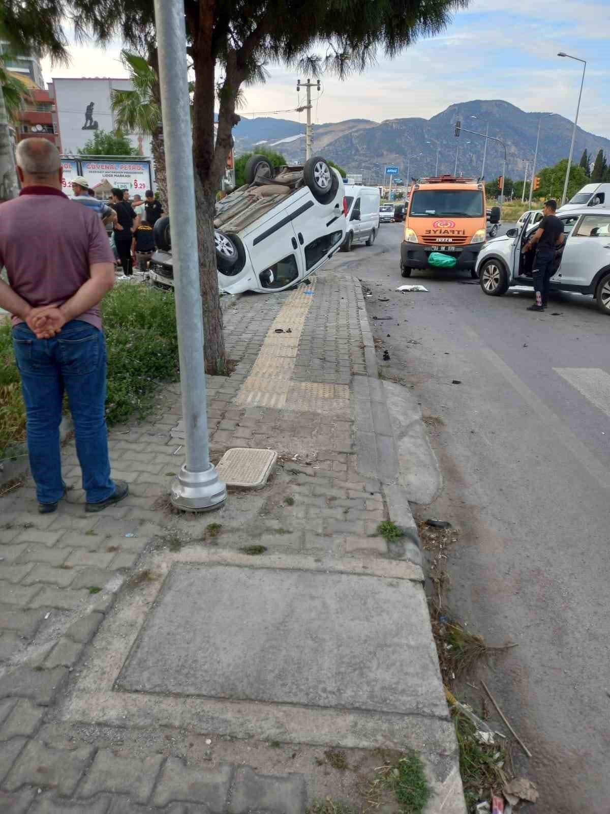 Söke’de trafik kazası: 1’i çocuk 5 yaralı