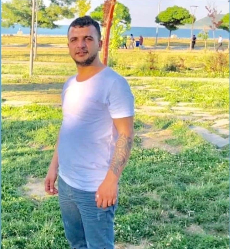 5 kişinin öldüğü kazada cenazeler sahiplerine gözyaşları arasında teslim edildi