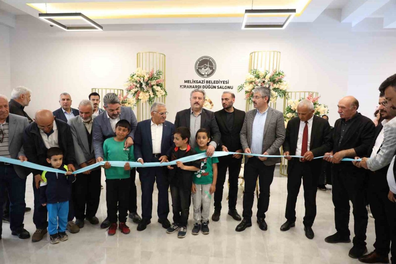 Kıranardı Düğün Salonu Hizmete Açıldı
