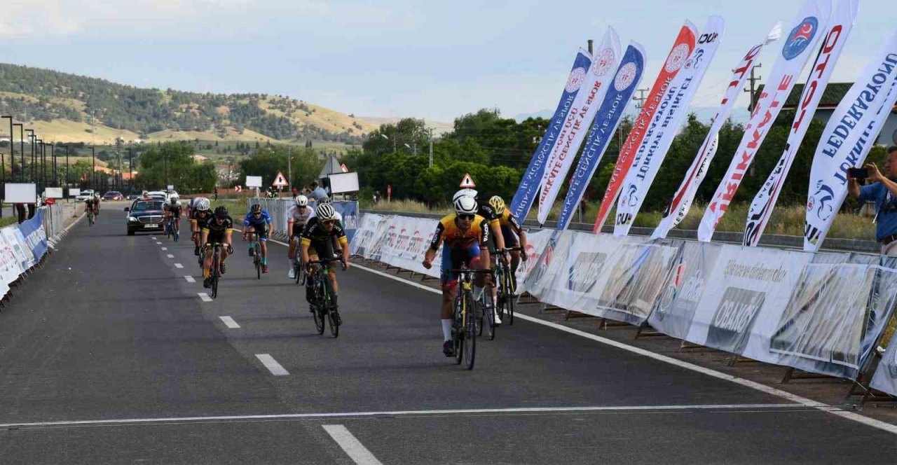 Yunanlı milli sporcu Arvanitou: "Türkiye ile gurur duyuyorum"