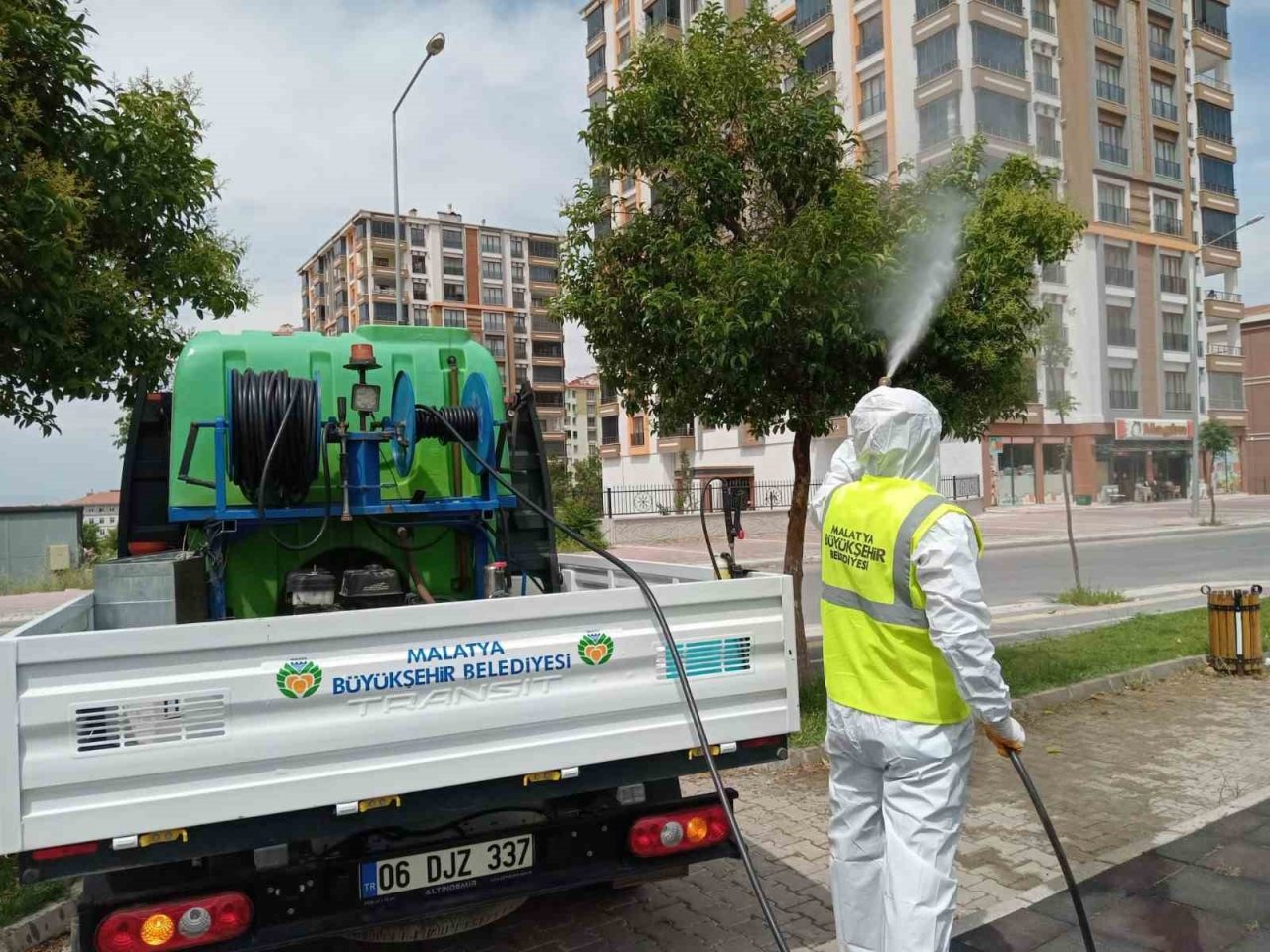 Malatya’da haşere ile mücadele çalışmaları sürüyor