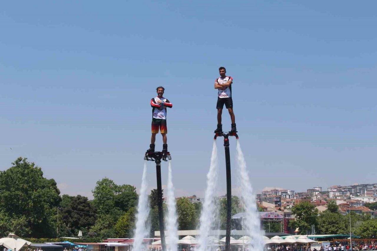 Marmara Denizi’nde muhteşem dans