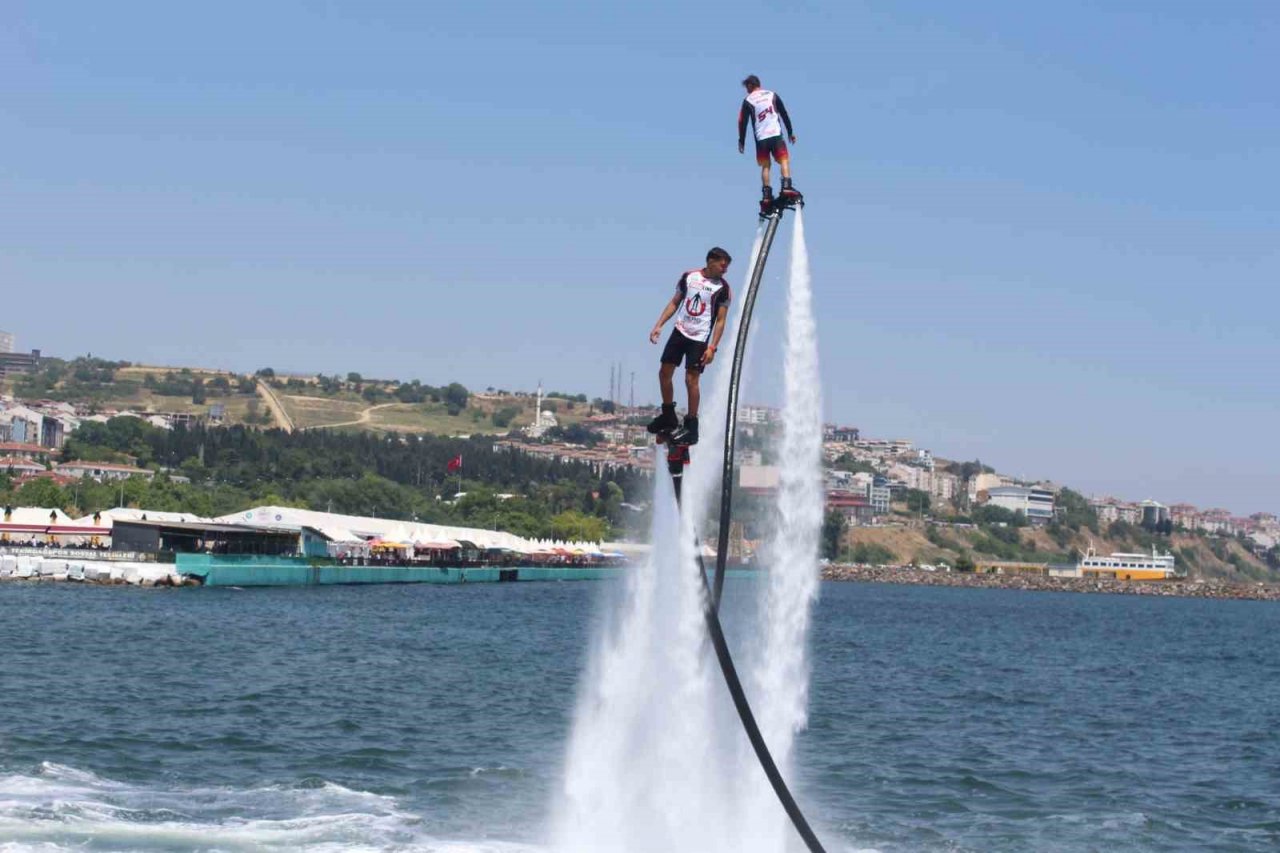 Marmara Denizi’nde muhteşem dans