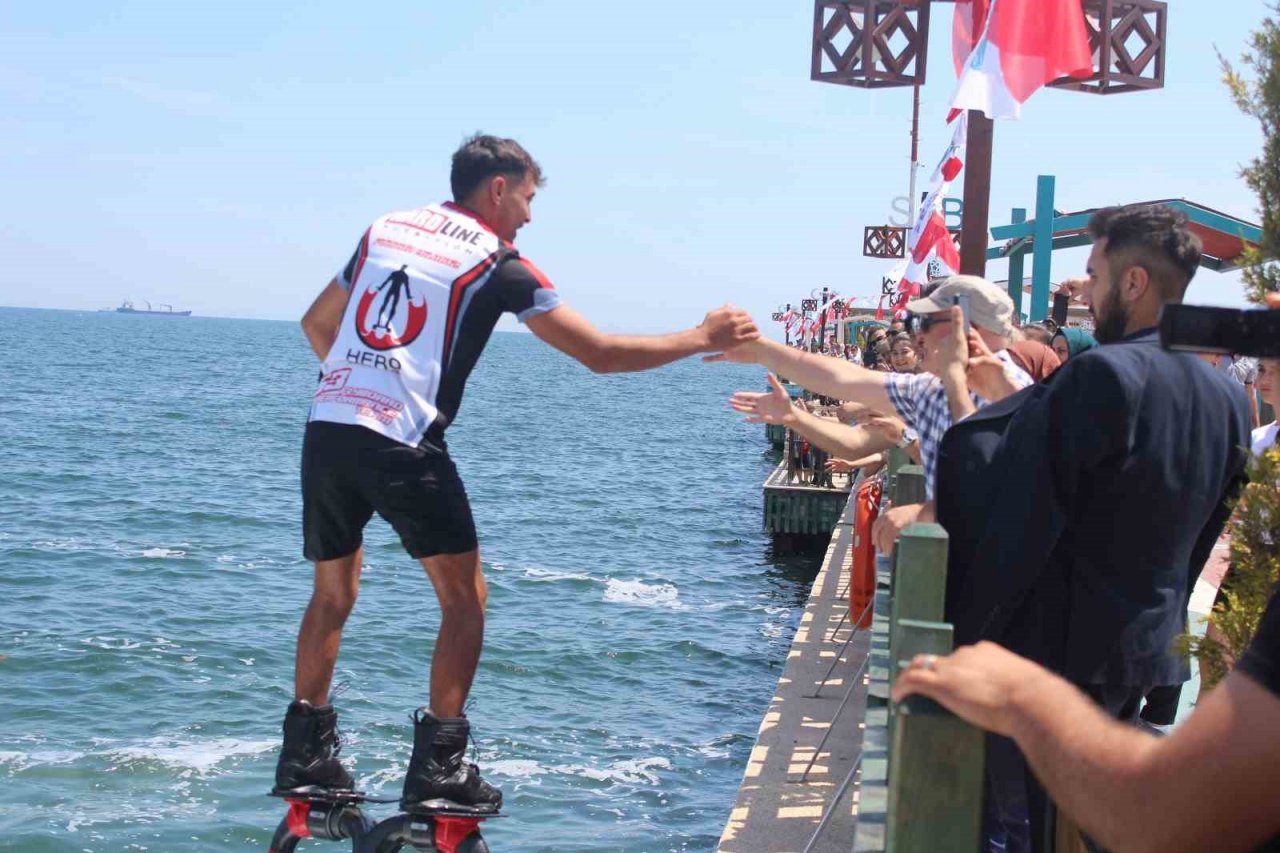 Marmara Denizi’nde muhteşem dans