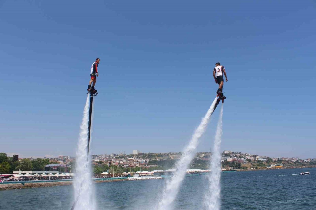Marmara Denizi’nde muhteşem dans
