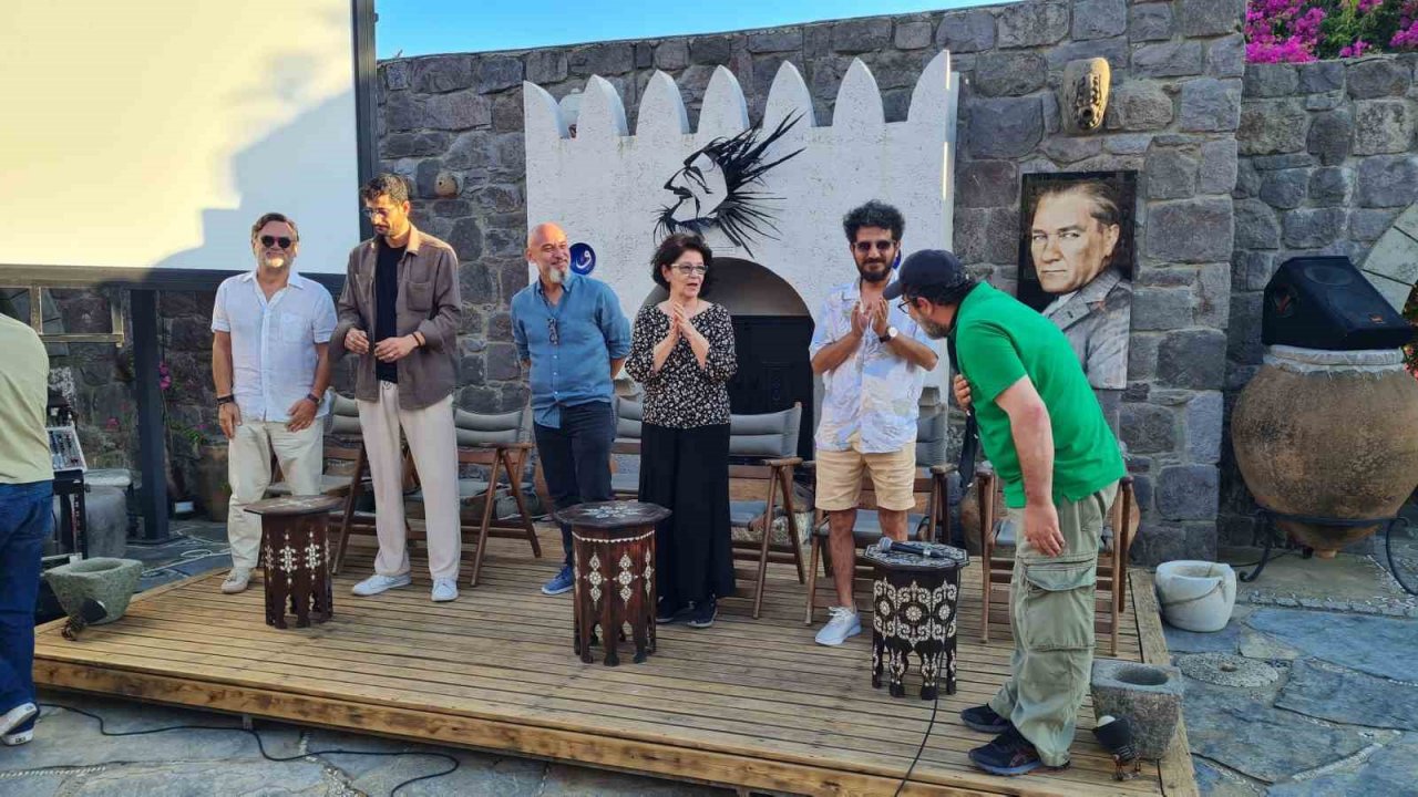 Sanatçı Cingiz’in resim ve heykel sergisi açıldı