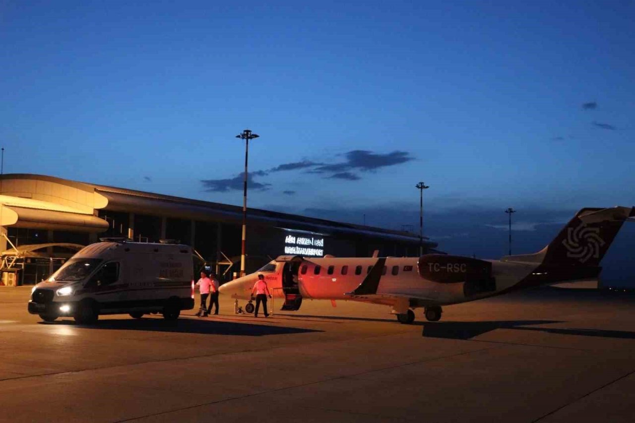 Ağrı’da başından vurulan genç ambulans uçakla Ankara’ya gönderildi