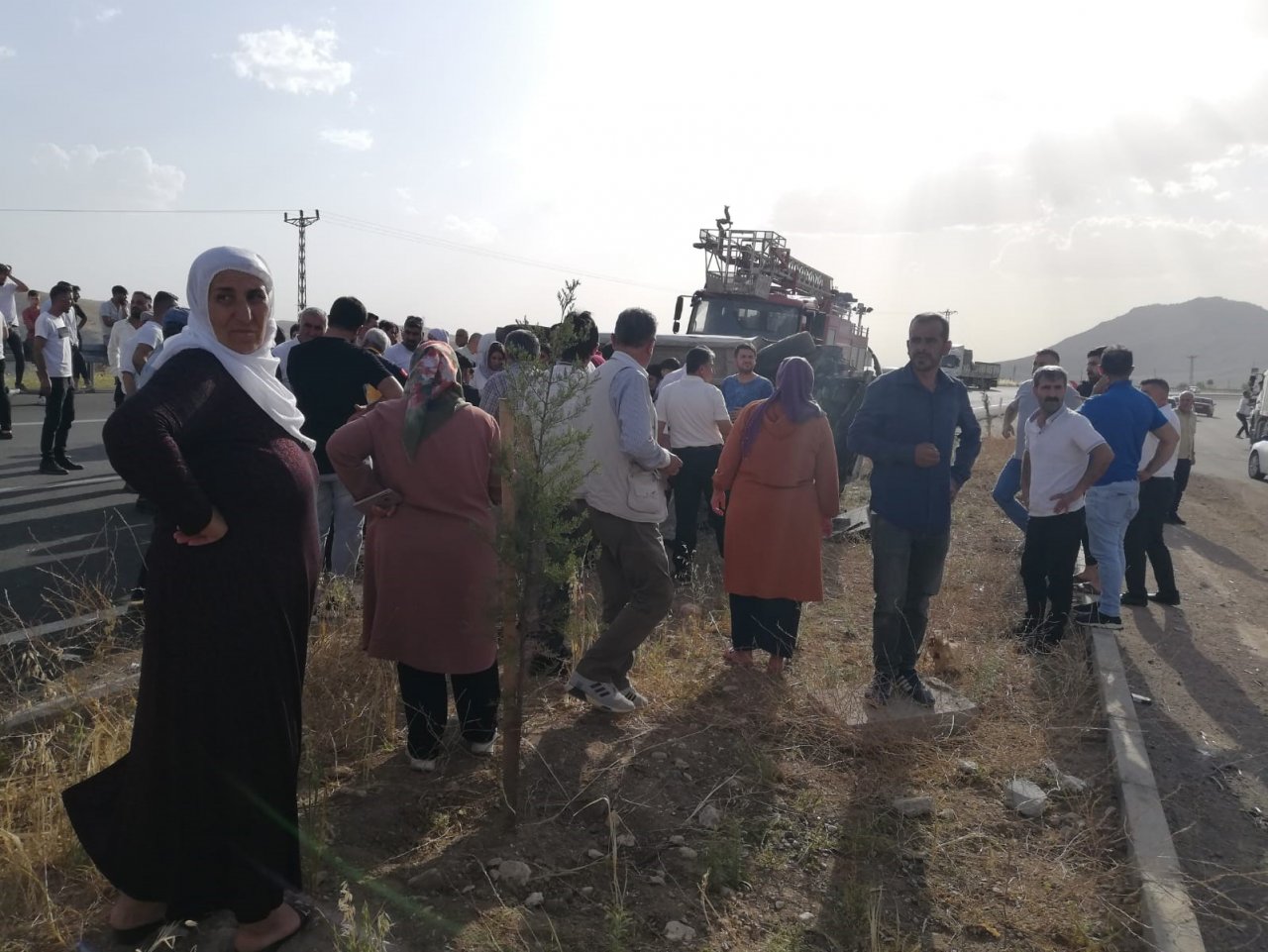 Batman’da hafif ticari araç takla attı: 6 yaralı