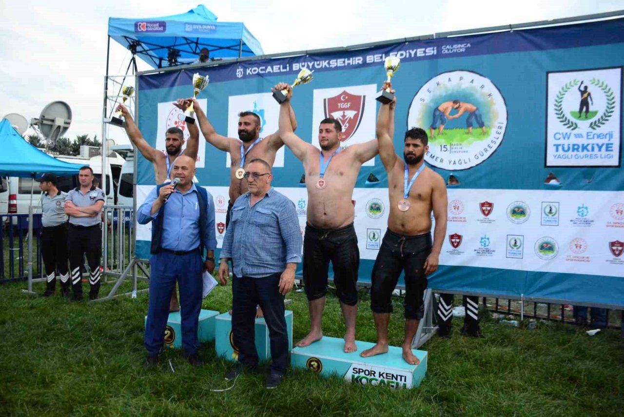 Seka Park Altın Kemer Yağlı Güreşleri’nde başpehlivan Orhan Okulu oldu