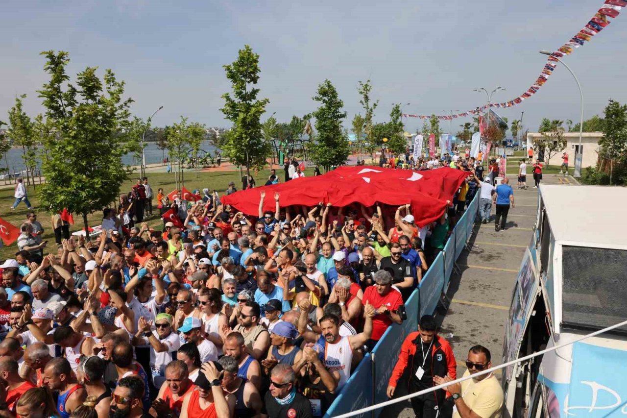 100. Yıl Darıca Koşusu, 600 kişinin katılımıyla gerçekleşti