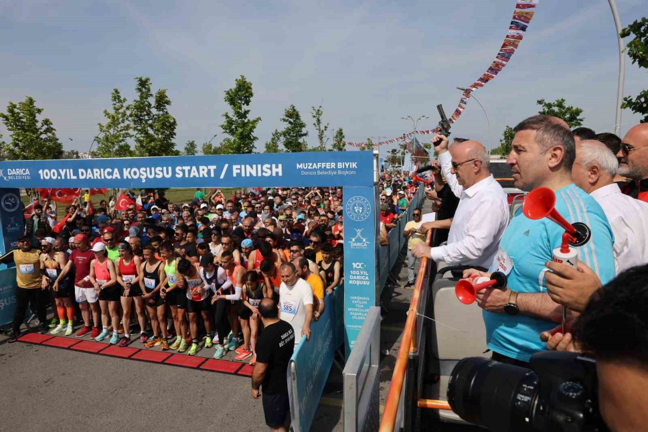 100. Yıl Darıca Koşusu, 600 kişinin katılımıyla gerçekleşti