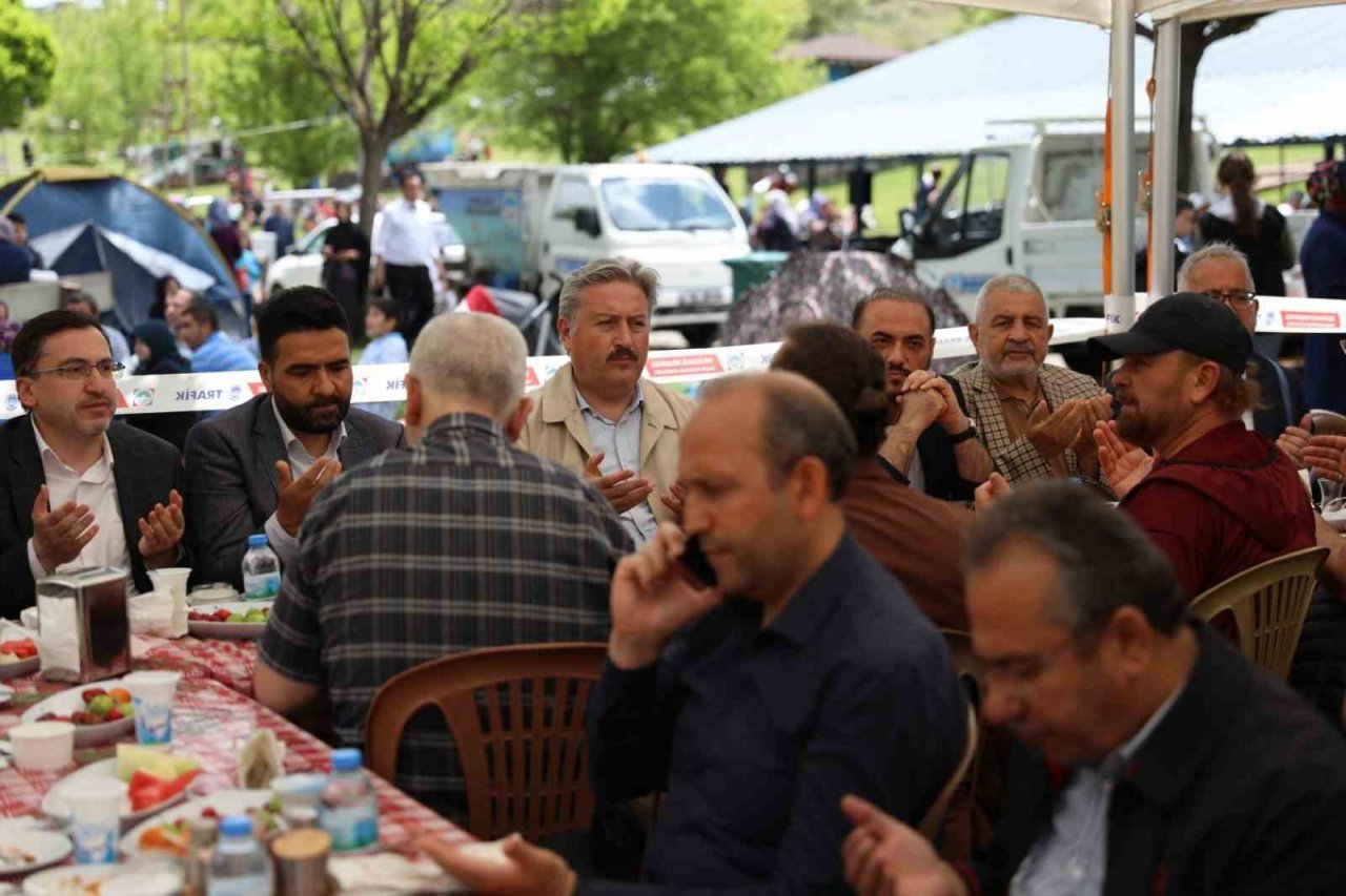 645. Evliyalar Günü ve Pilav Etkinliği Coşkuyla Kutlandı