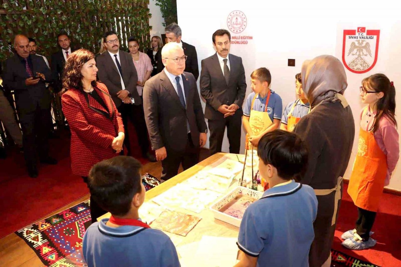 Şimşek’ten Matematik ve Sanat Evine ziyaret