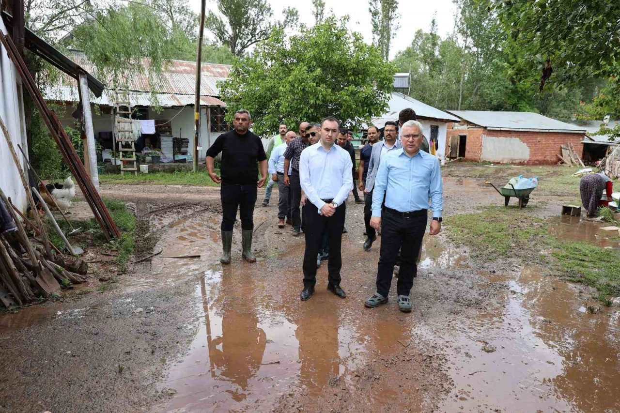 Vali Şimşek: "Selde can kaybının olmaması en büyük tesellimiz"